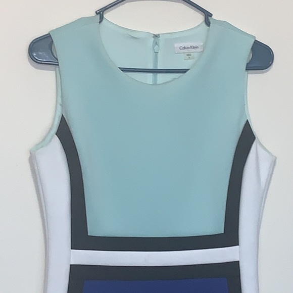 Dress - Picture 1 of 5